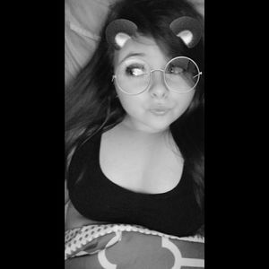 Meet your Posher, Hailey